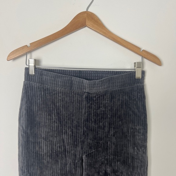 AERIE Groove-One Velour High Waisted Flare Leisure Pants Gray Ribbed High Waist - Picture 4 of 14